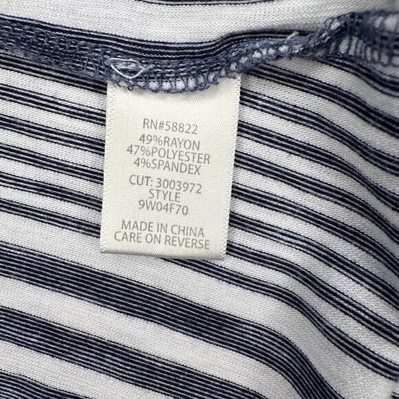 Max Studio  Plus Size 1X Casual Blouse  White and Blue Stripes Pleated Shoulders - Picture 7 of 7